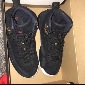 air jordan 12 retro , black , synthetic material.